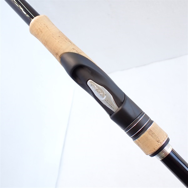 １７エクスプライドオーバー８２８６ＭＬ